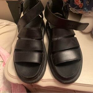 Women’s Dr Martens Sandals